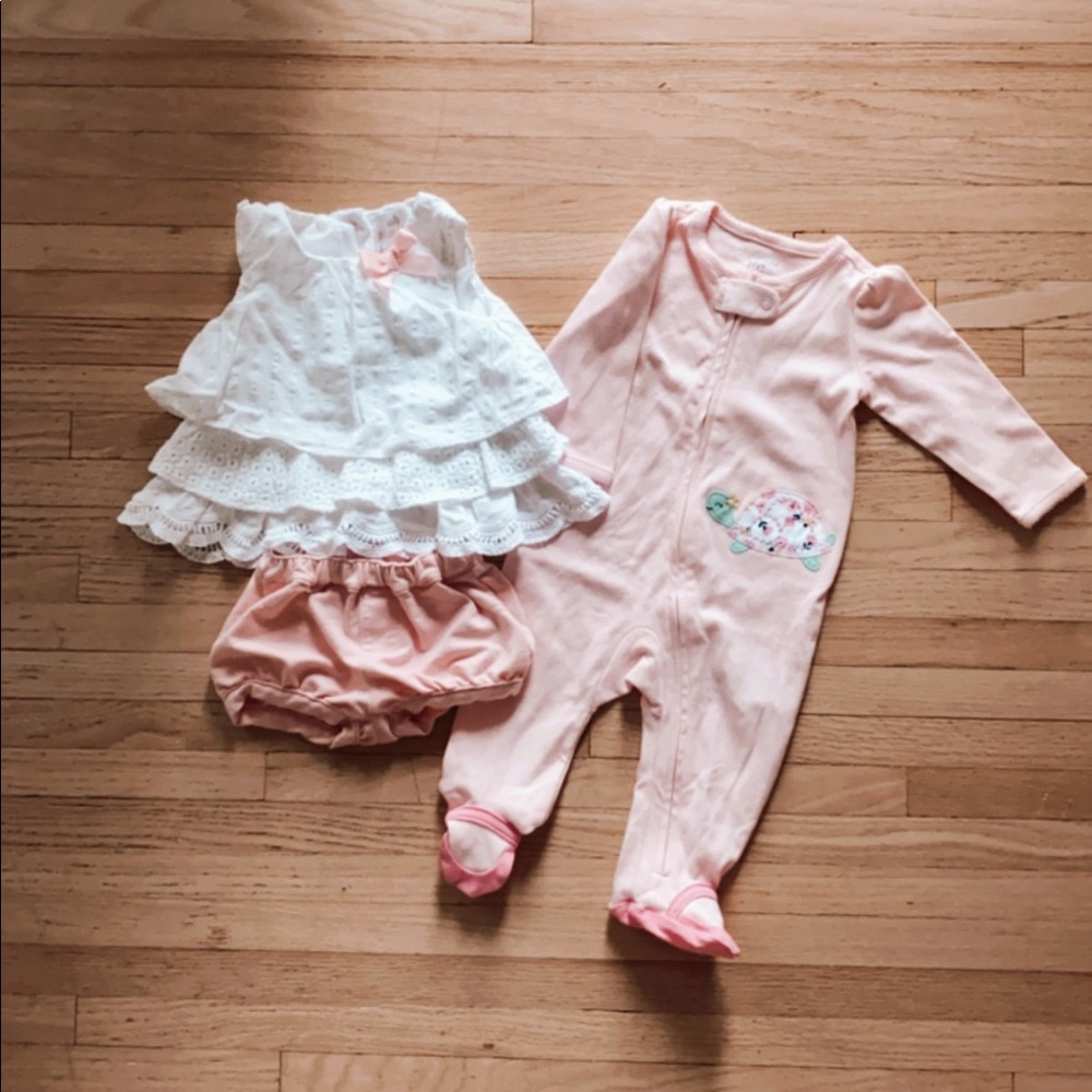 Lot size 3-6 months pajamas and matching set